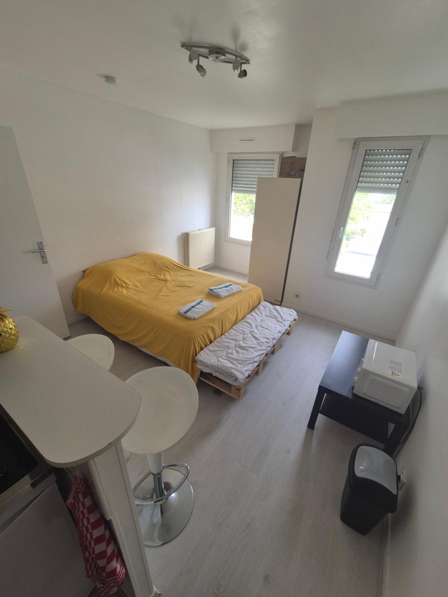 Studio A Suresnes Exterior foto